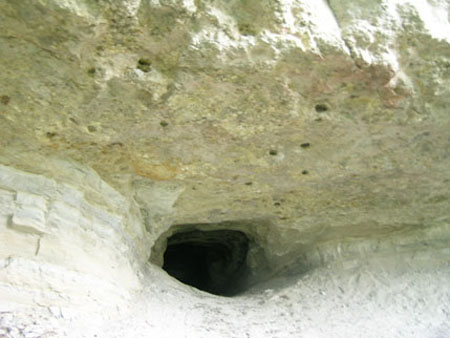 10mts de agarras cavadas na saída da gruta