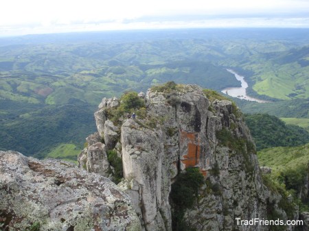 Agulha Reinhard Maack