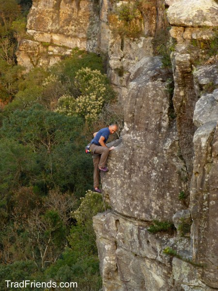 Taylor Thomaz na via "Por via das dúvidas"